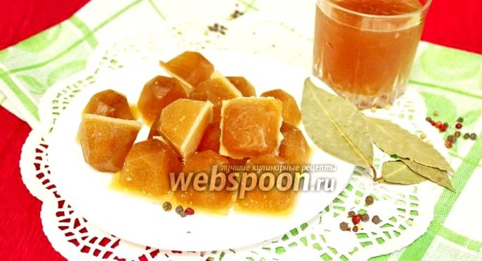 Коричневый мясной бульон