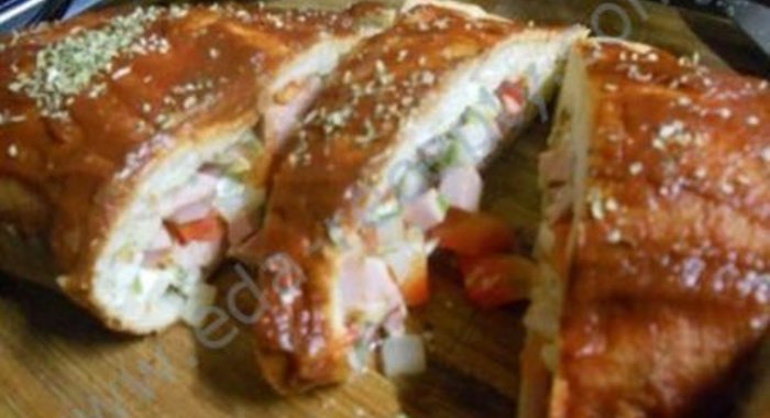 Закрытая пицца Кальцоне