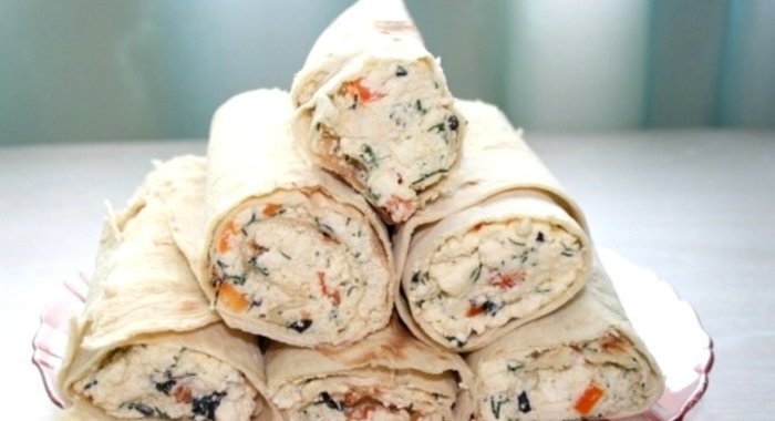 Лаваш с адыгейским сыром