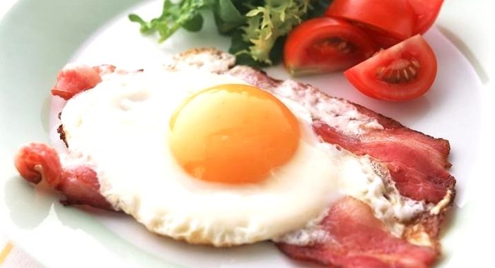 Яичница с беконом