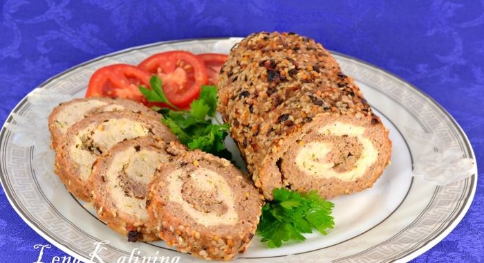 Мясной рулет Праздничный