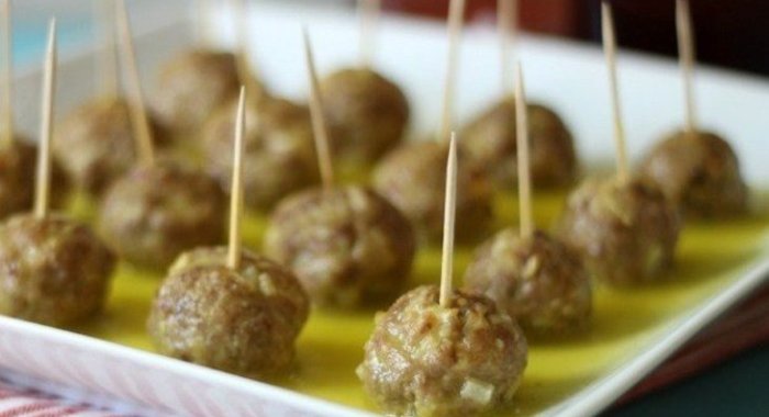 Пряные фрикадельки в манговом соусе