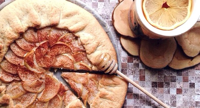 Яблочно-творожная галета с тимьяном