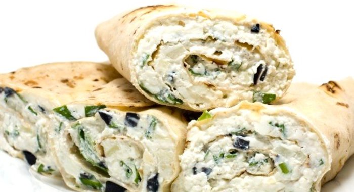 Лаваш с творогом и зеленью