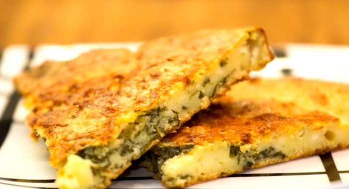 Творожная лепешка с полентой