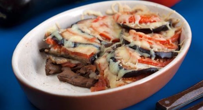 Запеканка из лисичек и баклажанов