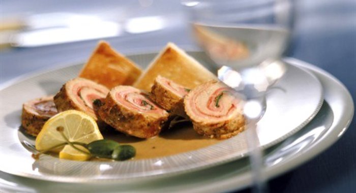 Пьяные рулеты из оленины