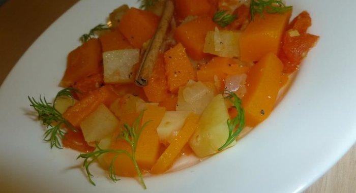 Овощное рагу с тыквой и корицей
