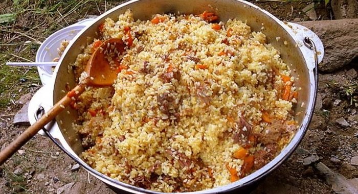 Плов с тушенкой