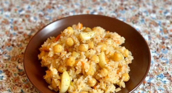 Вегетарианский плов с нутом