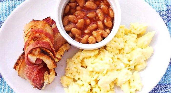 Яичница с фасолью