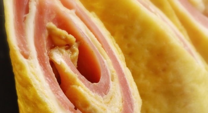 Блинчики с ветчиной и сыром