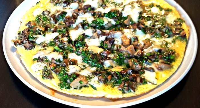 Омлет с лесными грибами