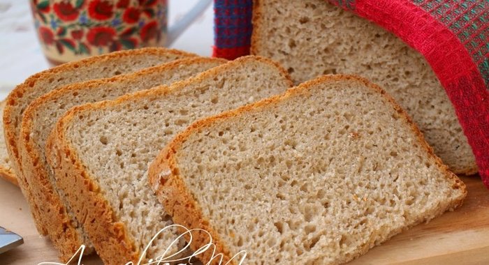 Ржаной хлеб с овсяными хлопьями на пиве в хлебопечке