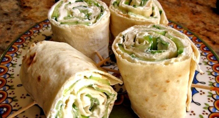 Лаваш с огурцом и сыром