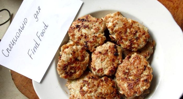 Диетические куриные котлеты