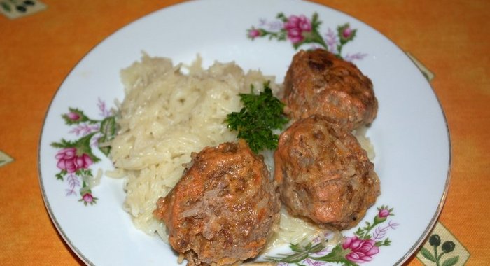 Тефтели под соусом