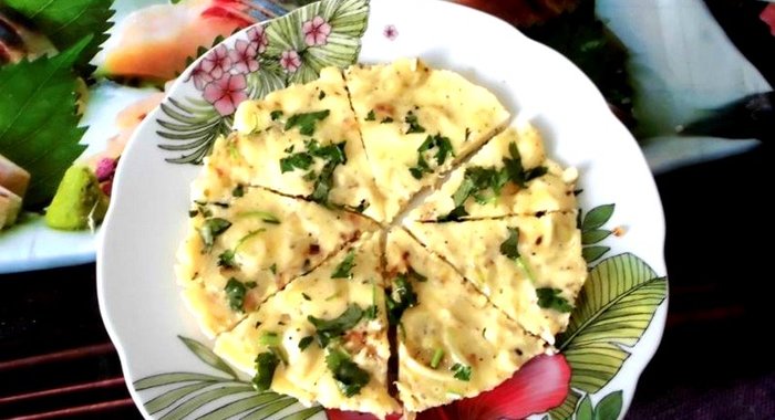 Омлет с луком