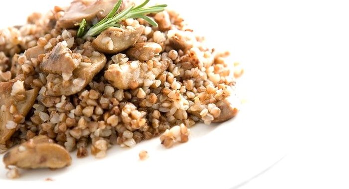 Гречка с белыми грибами