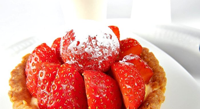 Клубничный тарт с сырным наполнителем