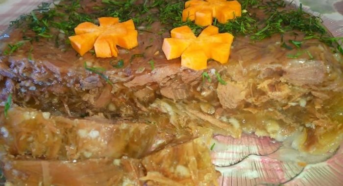 Студень холодец из свиной головы