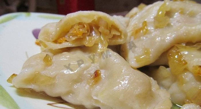 Вареники с квашеной капустой