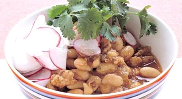 Жаркое из индейки и белой фасоли