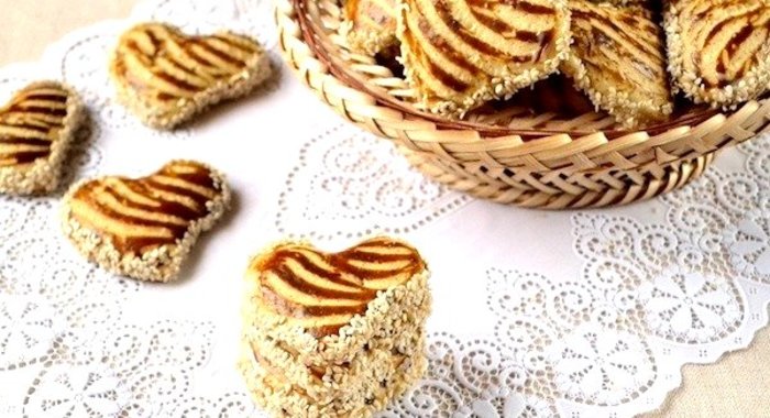 Кунжутное печенье со сгущёнкой