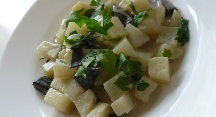 Рагу из кольраби и грибов