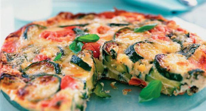 Омлет с кабачками, томатами и сыром