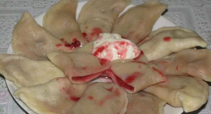 Вареники с малиной