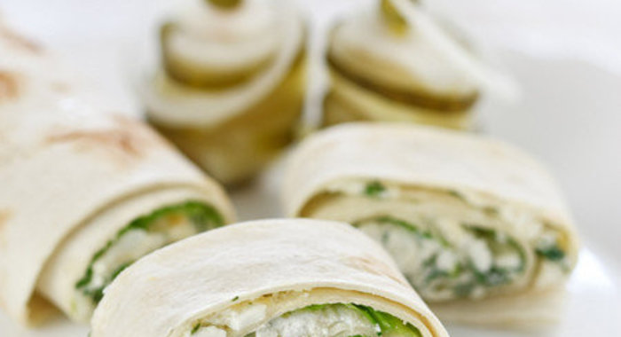 Закусочные рулетики с фетой