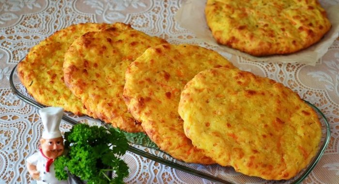 Сырные лепешки с морковью.