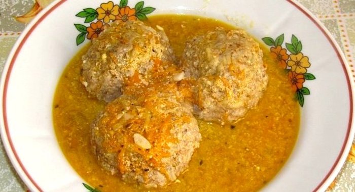 Тефтели с подливой в духовке