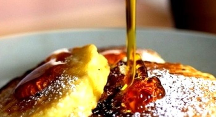 Оладьи на кефире с яблоками