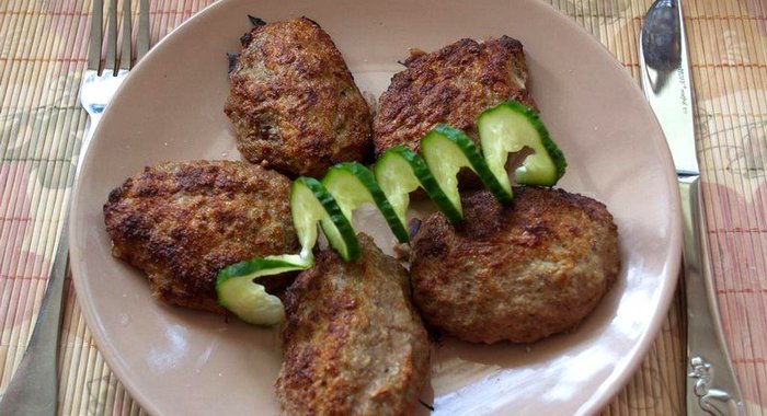 Запеченые котлеты мясные с белком