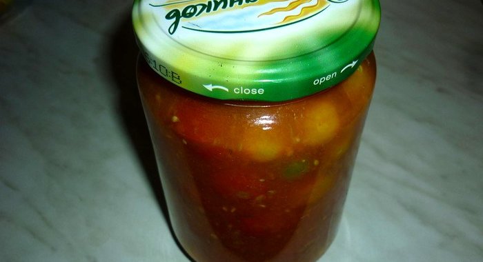 Помидоры черри в томатном соке
