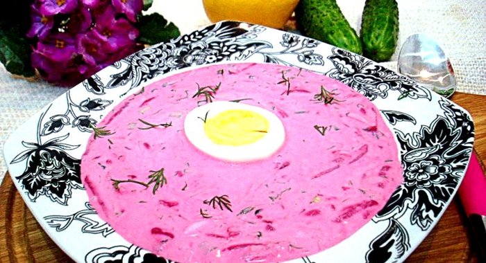 Холодный борщ по-литовски