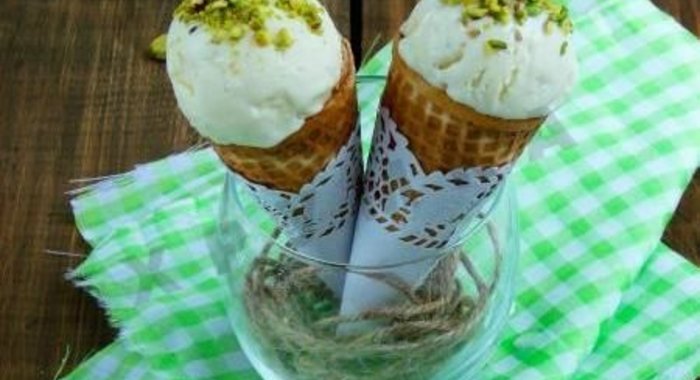 Домашнее ванильное мороженое