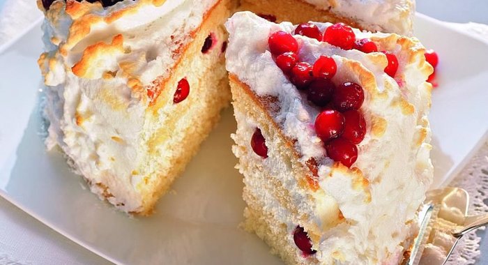 Торт из клюквы с рикоттой