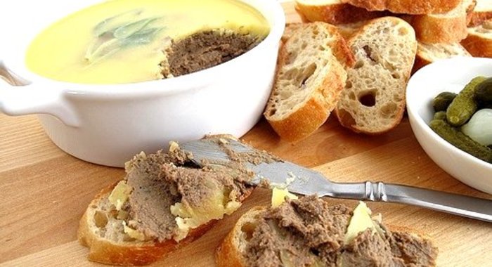 Паштет из тушенки