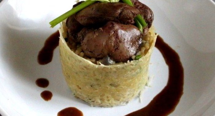 Куриная печень с шафрановым ризотто