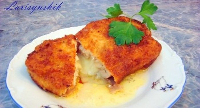 Куриные котлеты с сыром