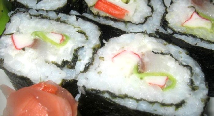 Роллы с авокадо