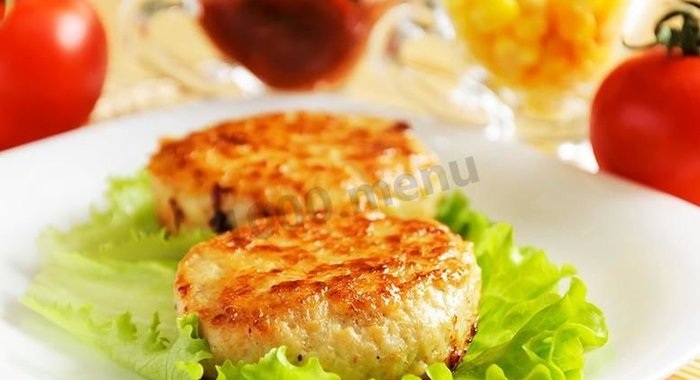 Куриные котлеты с творогом и яблоком