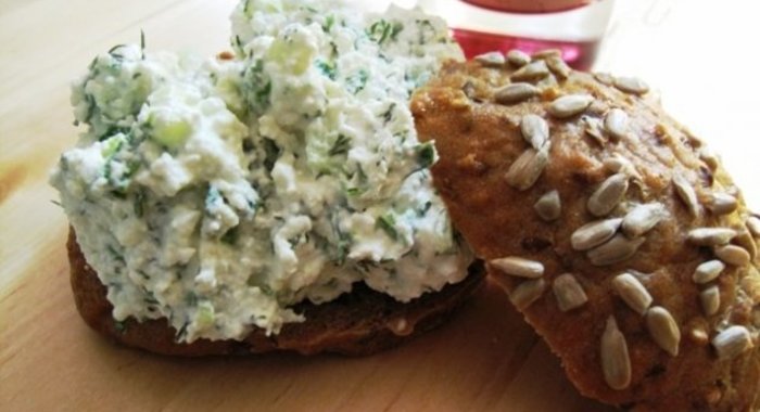 Бутерброды с творожным сыром