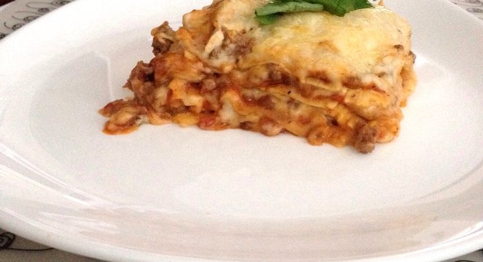 Лазанья по‑болонски