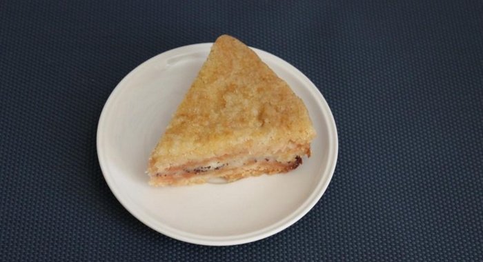 Постный яблочный пирог в мультиварке