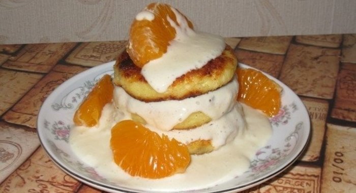 Сырники с изюмом и курагой