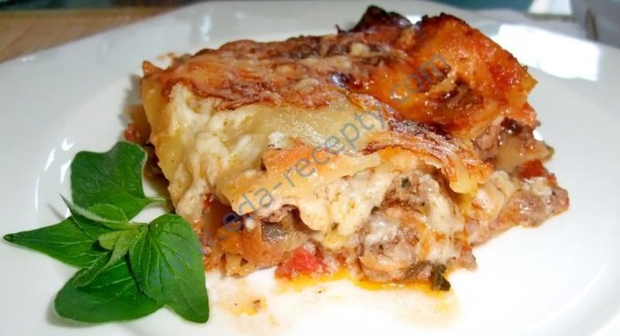 Лазанья с фаршем бешамель домашняя в духовке